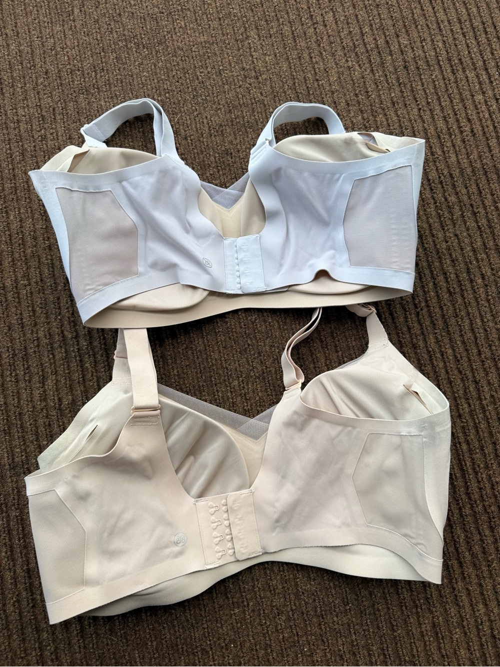 Honeylove LiftWear Wireless T-Shirt Bra Lot 2, 38DDD(F)/G Light Grey/Beige - Picture 2 of 3